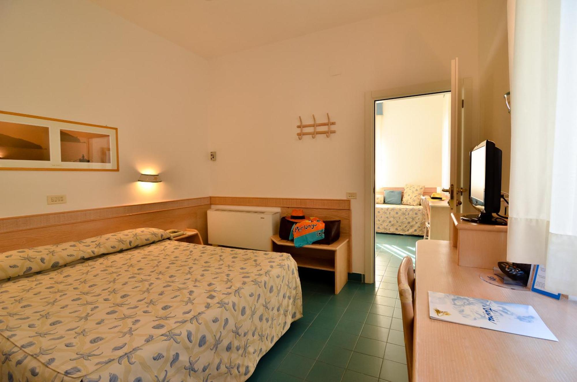 Hotel Aurora Sperlonga Zewnętrze zdjęcie